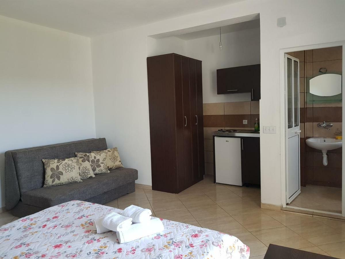 Apartments Catalic Ulcinj Exterior photo